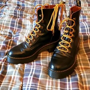 Dr Martens Leona Lace Up Ankle Boots sz 39